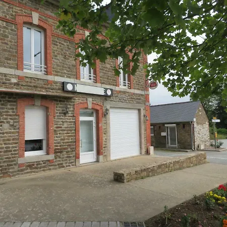 Les Chambres Studios de Pleslin-Foucher Exterior foto
